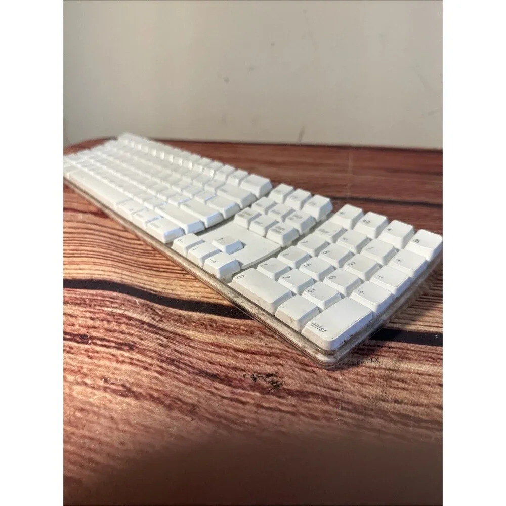OEM Apple A1016 Wireless Bluetooth Mechanical Keyboard White w Number Pad